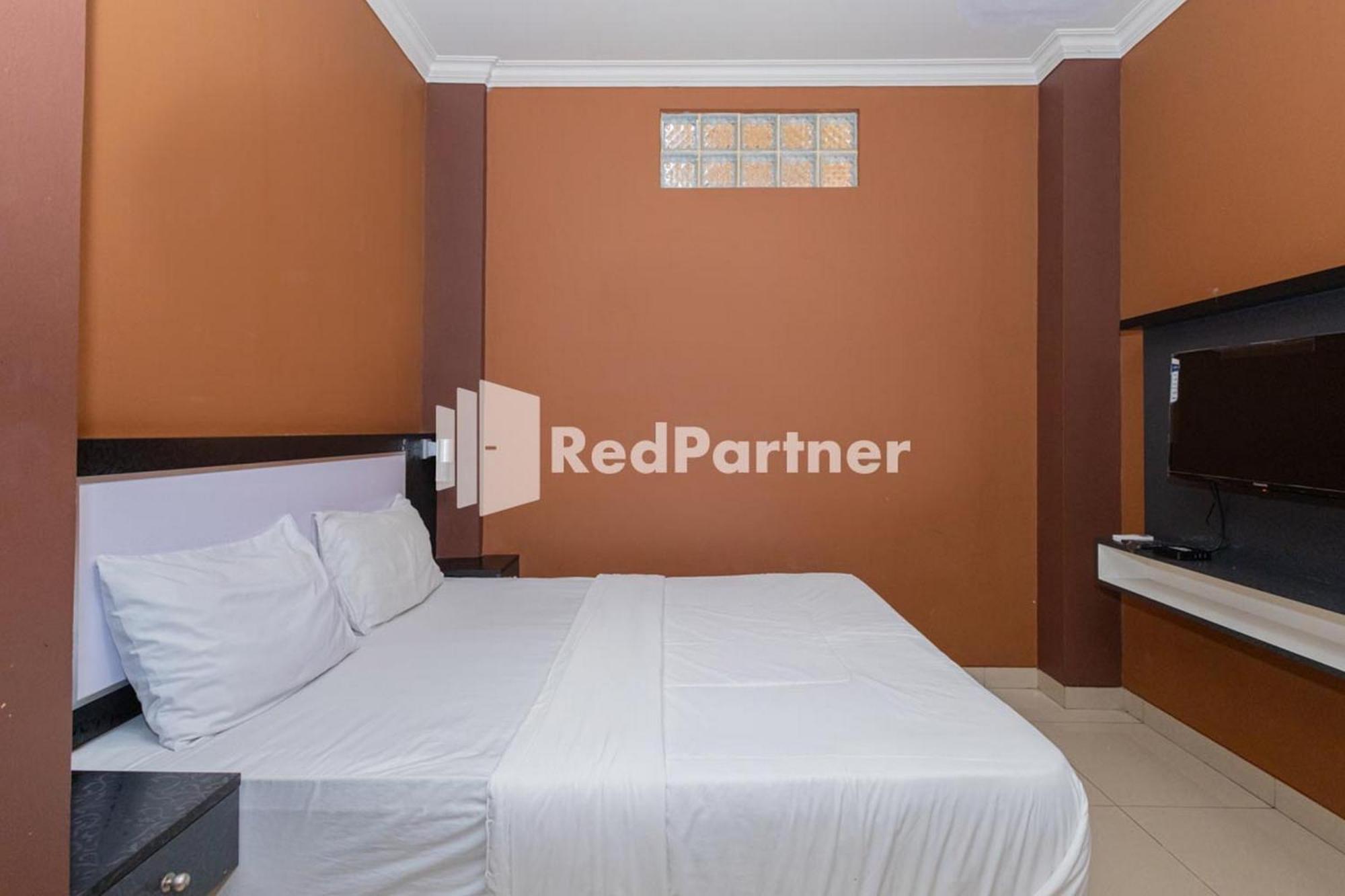 Star Hotel Jaksa Mitra Reddoorz Джакарта Екстер'єр фото