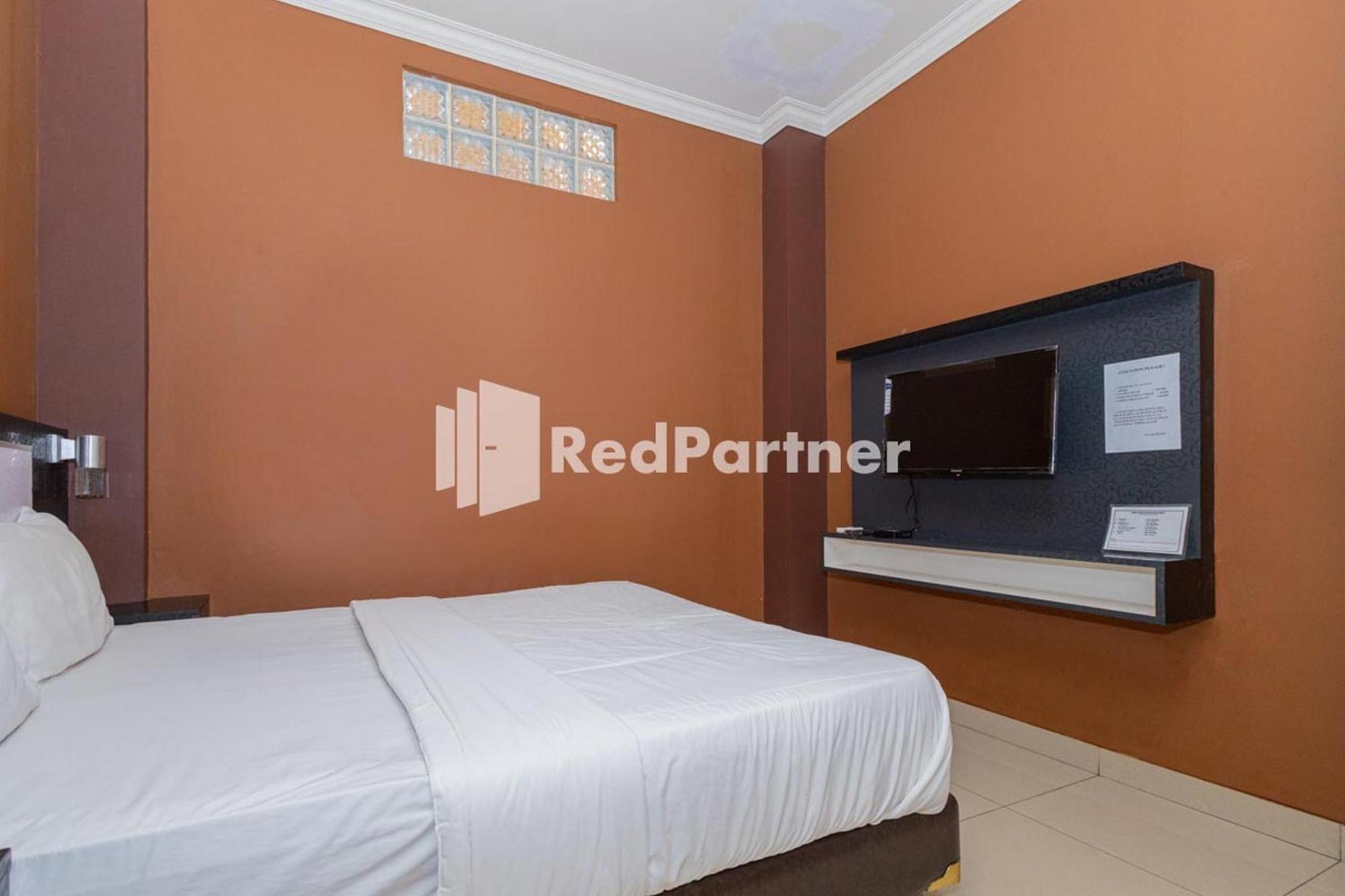 Star Hotel Jaksa Mitra Reddoorz Джакарта Екстер'єр фото