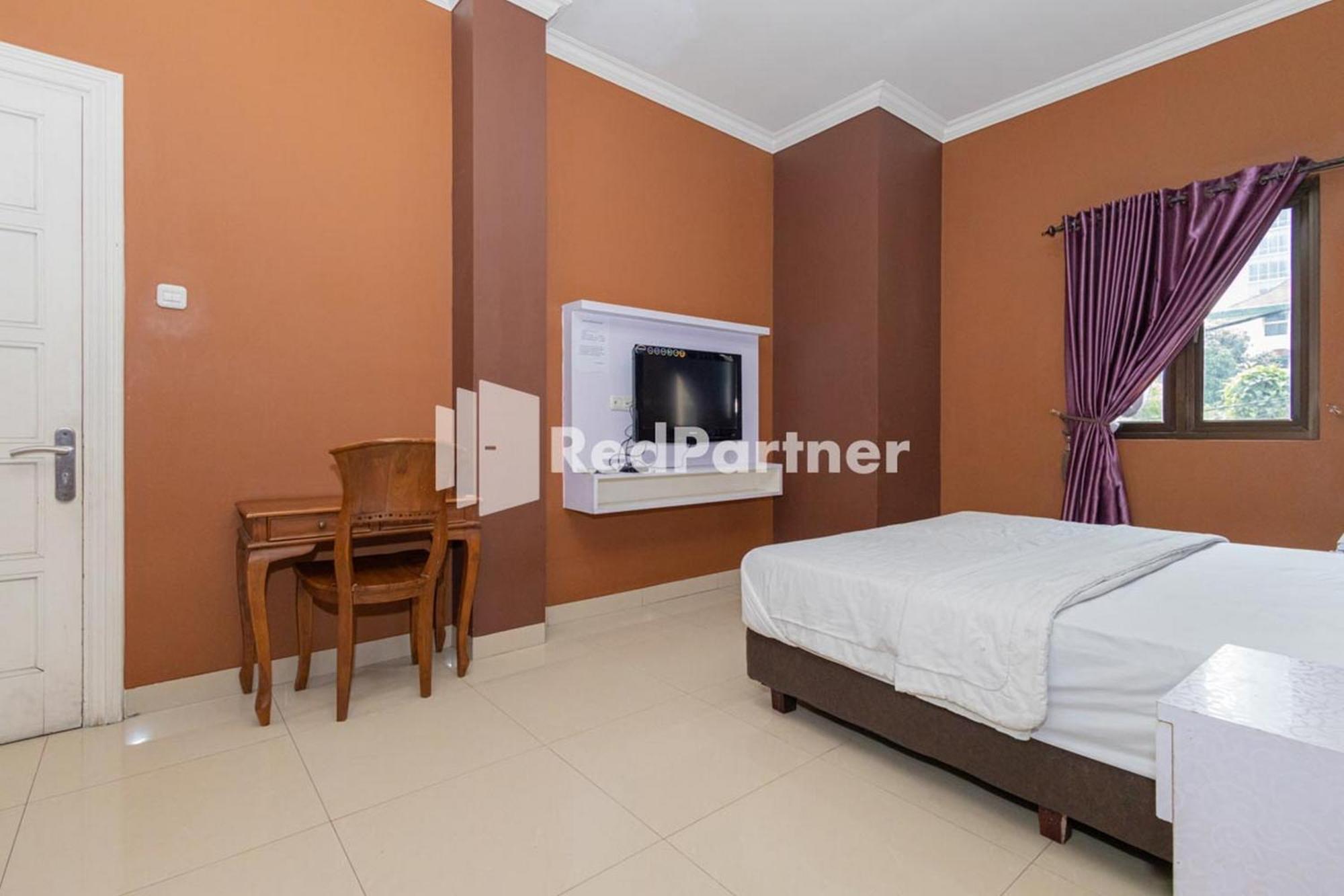 Star Hotel Jaksa Mitra Reddoorz Джакарта Екстер'єр фото